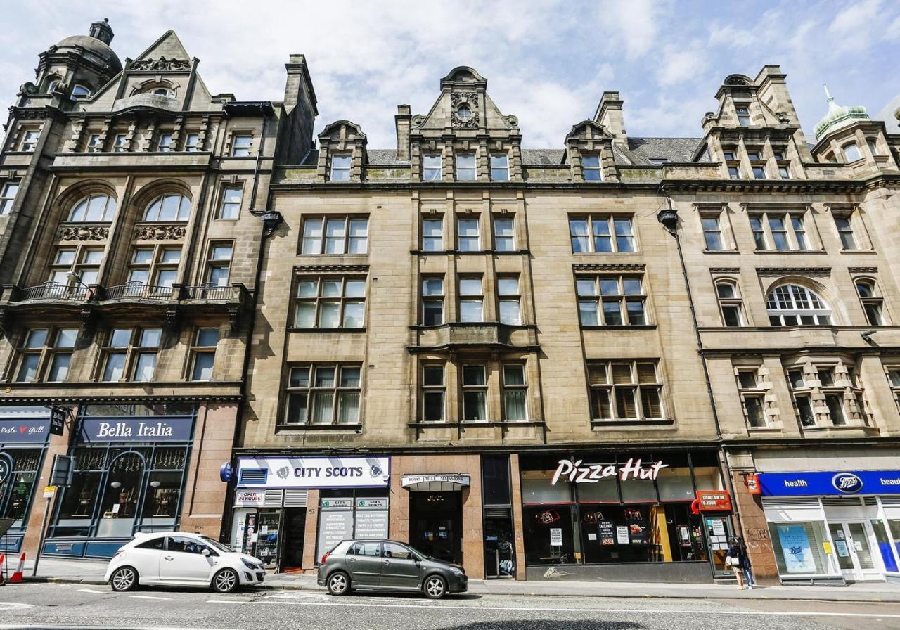 Royal Mile Mansions 2 Bedroom - Edinburgh City Centre, Edinburgh